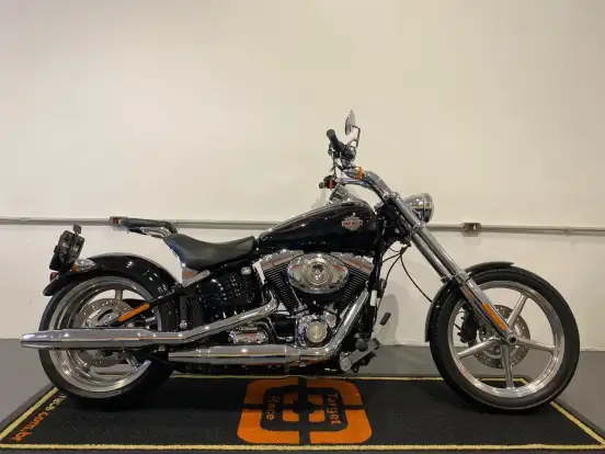 HARLEY-DAVIDSON-ROCKER C HARLEY-DAVIDSON-ROCKER C-2011