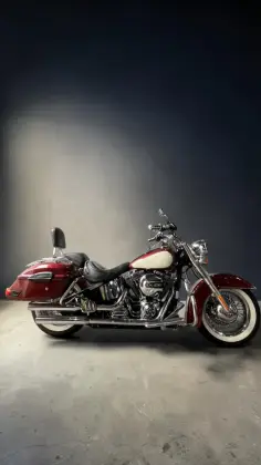 HARLEY-DAVIDSON SOFTAIL DELUXE 