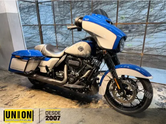 HARLEY-DAVIDSON STREET GLIDE SPECIAL 