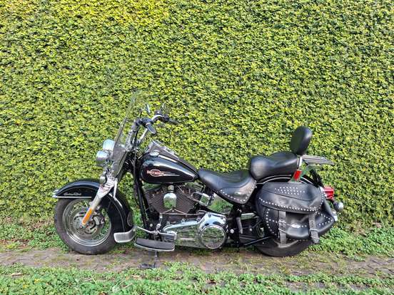 HARLEY-DAVIDSON-SOFTAIL HERITAGE CLASSIC-2008