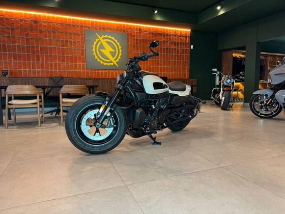 HARLEY-DAVIDSON SPORTSTER S 