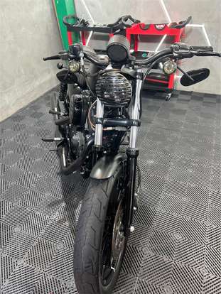 HARLEY-DAVIDSON-SPORTSTER IRON 883-2020