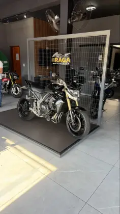 HONDA CB 1000R 