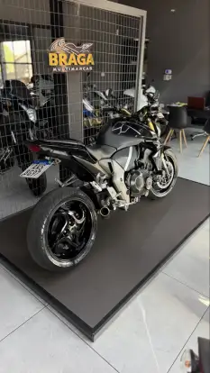 HONDA-CB 1000R-2013