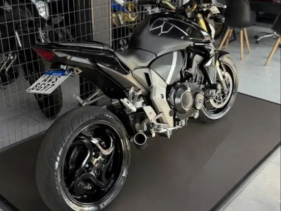 HONDA-CB 1000R HONDA-CB 1000R-2013