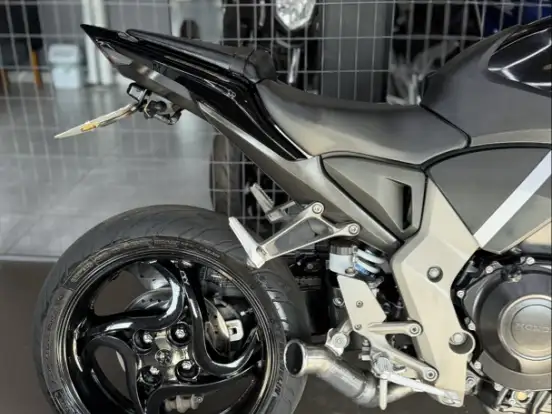 HONDA-CB 1000R HONDA-CB 1000R-2013