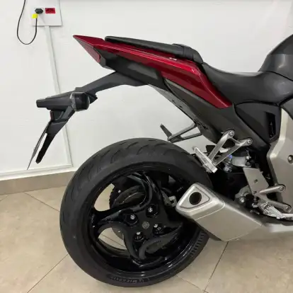 HONDA-CB 1000R-2012