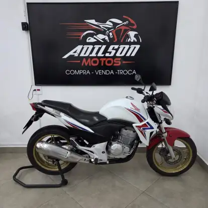 HONDA-CB 300R-2015
