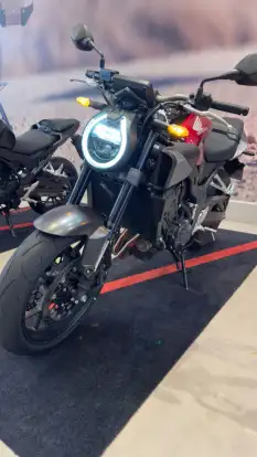 HONDA-CB 650R E-CLUTCH-2025