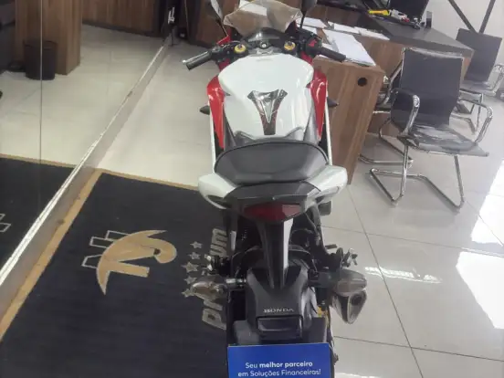 HONDA-CBR 600F HONDA-CBR 600F-2013