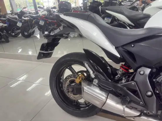 HONDA-CBR 600F-2013