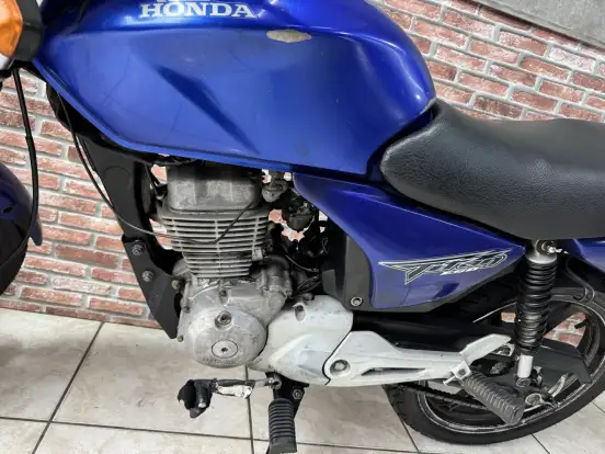 HONDA-CG 150 TITAN ESD-2004