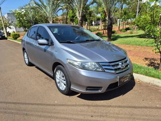 HONDA CITY 1.5 LX 16V FLEX 4P AUTOMÁTICO