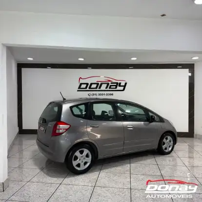 HONDA-FIT-2010