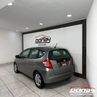 HONDA-FIT-2010