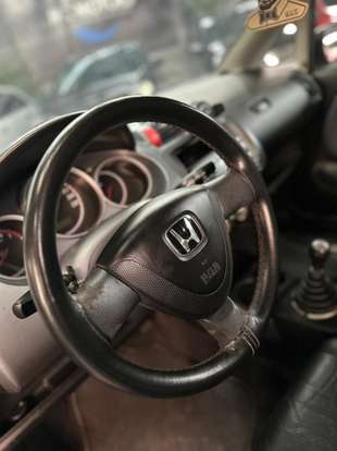 HONDA-FIT-2004