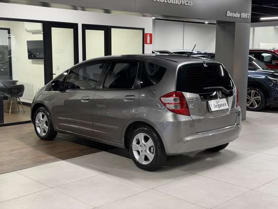 HONDA-FIT-2011