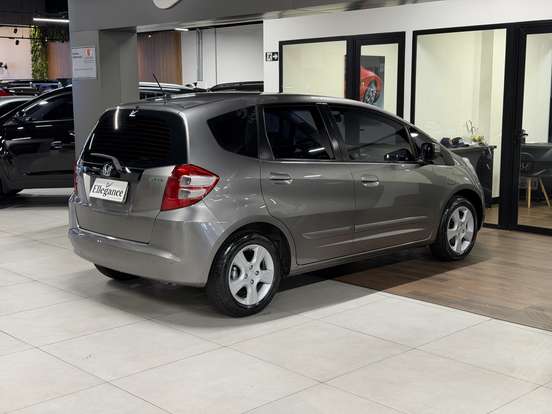 HONDA-FIT-2011