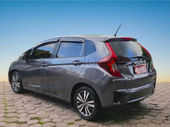 HONDA-FIT-2017
