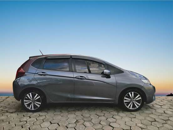 HONDA-FIT-2017