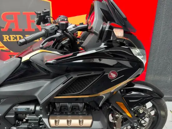 HONDA-GL 1800 GOLD WING TOUR HONDA-GL 1800 GOLD WING TOUR-2024