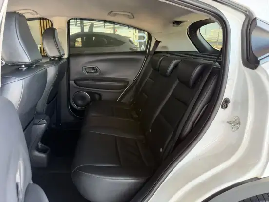 HONDA-HR-V-1.8 16V FLEX TOURING 4P AUTOMÁTICO HONDA-HR-V-2017