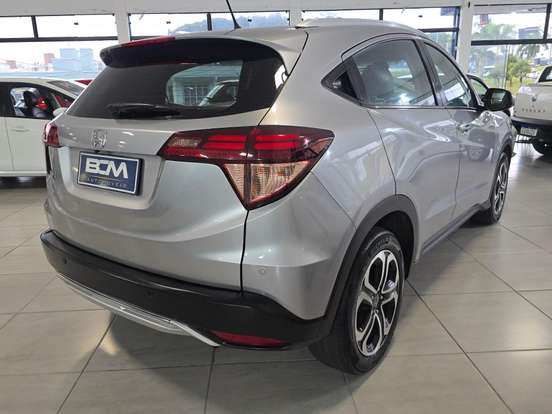HONDA-HR-V-1.8 16V FLEX TOURING 4P AUTOMÁTICO HONDA-HR-V-2017