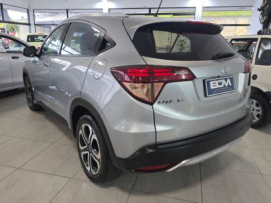 HONDA-HR-V-1.8 16V FLEX TOURING 4P AUTOMÁTICO HONDA-HR-V-2017