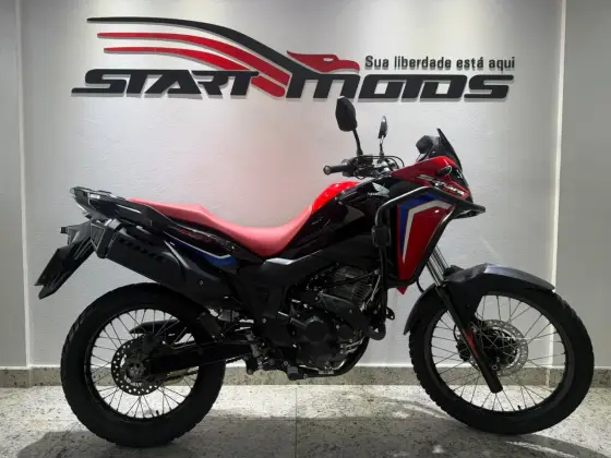 HONDA XRE 300 SAHARA RALLY 