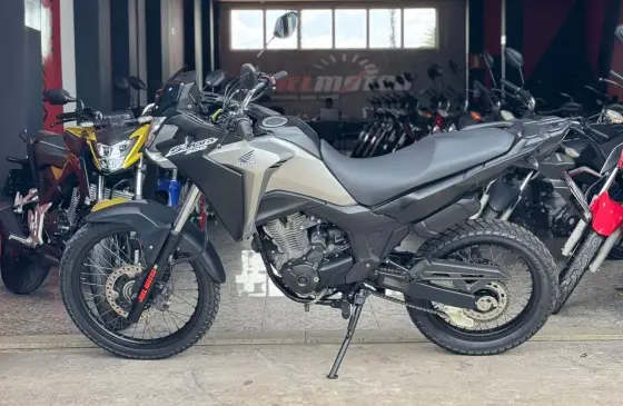 HONDA XRE 300 SAHARA 