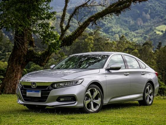 HONDA ACCORD 2.0 VTEC TURBO GASOLINA TOURING 10AT