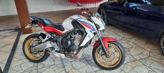 HONDA-CB 650 F-2015