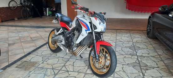 HONDA-CB 650 F-2015