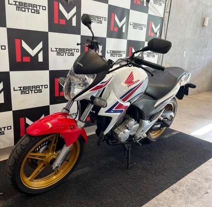 HONDA-CB 300R-2015