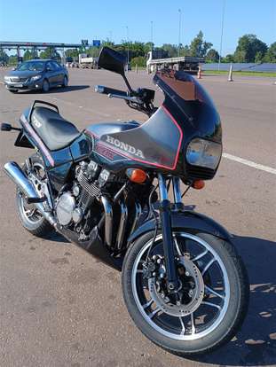 HONDA-CBX 750 FOUR-1988