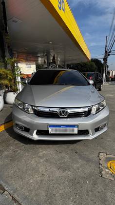 HONDA CIVIC 1.8 LXS 16V FLEX 4P AUTOMÁTICO