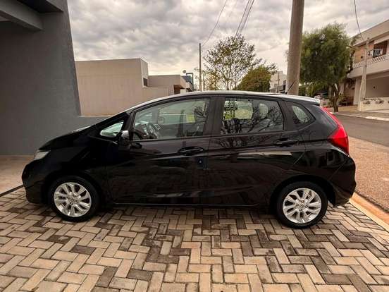 HONDA-FIT-1.5 LX 16V FLEX 4P AUTOMÁTICO HONDA-FIT-2017