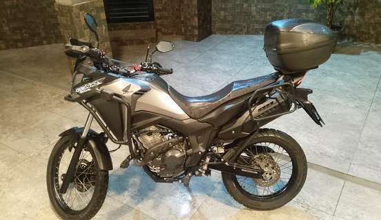 HONDA-XRE 300 SAHARA-2025