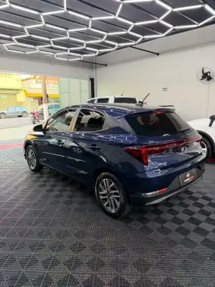 HYUNDAI-HB20-2023