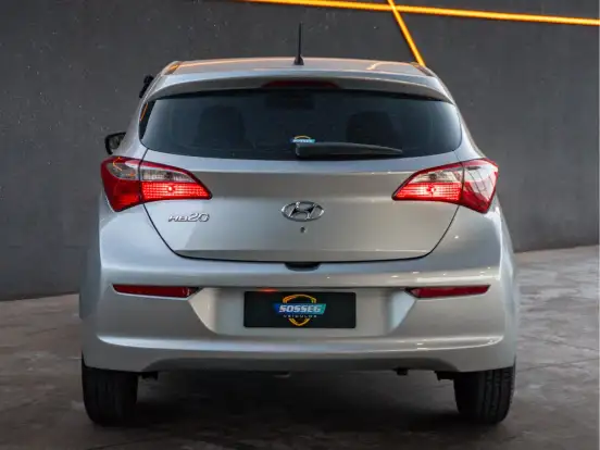HYUNDAI-HB20-1.0 COMFORT 12V FLEX 4P MANUAL HYUNDAI-HB20-2015