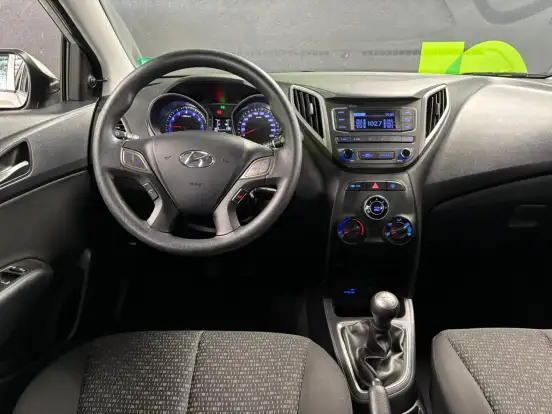 HYUNDAI-HB20-2018