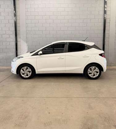 HYUNDAI-HB20-2022