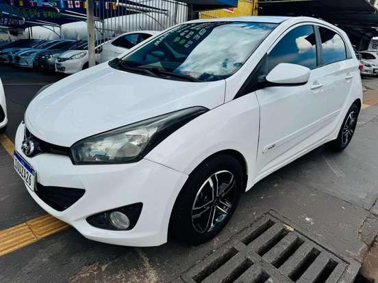HYUNDAI-HB20-1.0 COMFORT 12V FLEX 4P MANUAL HYUNDAI-HB20-2015