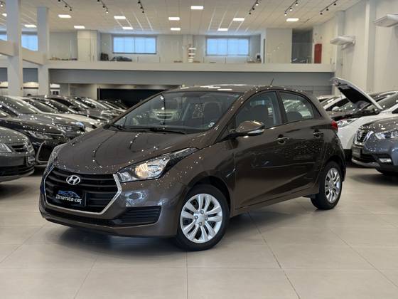 HYUNDAI HB20 1.6 COMFORT PLUS 16V FLEX 4P AUTOMÁTICO