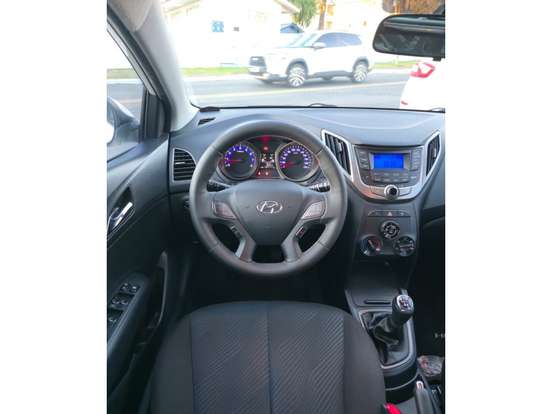 HYUNDAI-HB20-1.6 COMFORT PLUS 16V FLEX 4P MANUAL HYUNDAI-HB20-2014