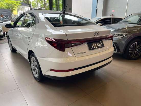 HYUNDAI-HB20S-2023