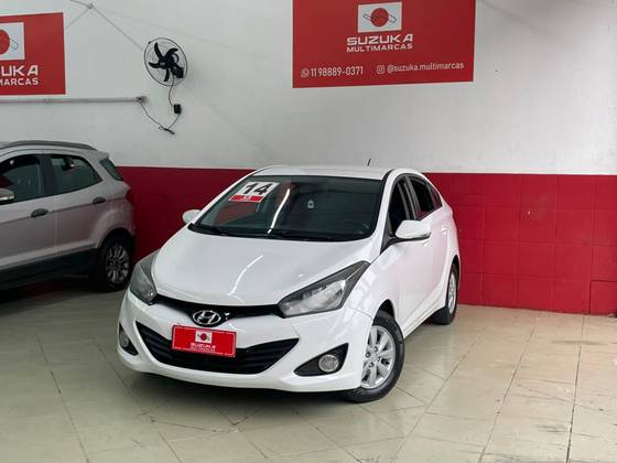 HYUNDAI HB20S 1.6 COMFORT PLUS 16V FLEX 4P AUTOMÁTICO