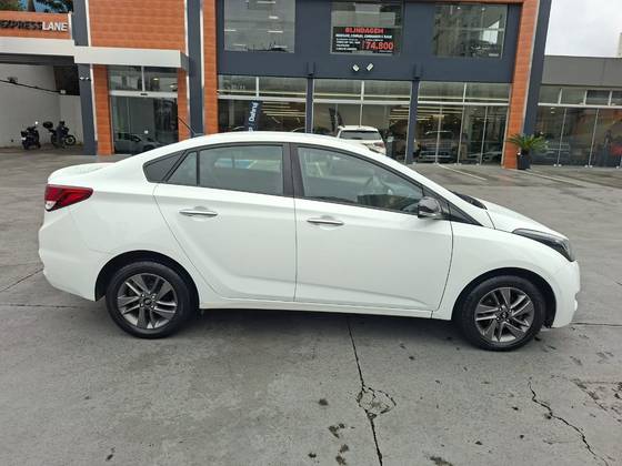 HYUNDAI HB20S 1.6 COMFORT PLUS 16V FLEX 4P AUTOMÁTICO