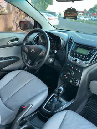 HYUNDAI-HB20S-2013