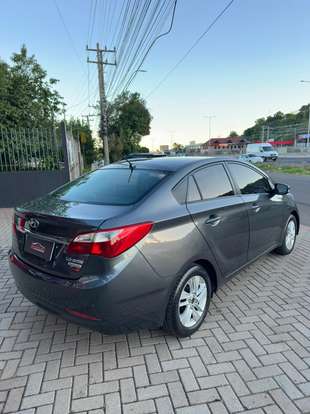 HYUNDAI-HB20S-2013